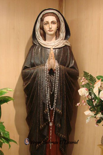 Virgen de los Dolores agresión milagro El Escorial