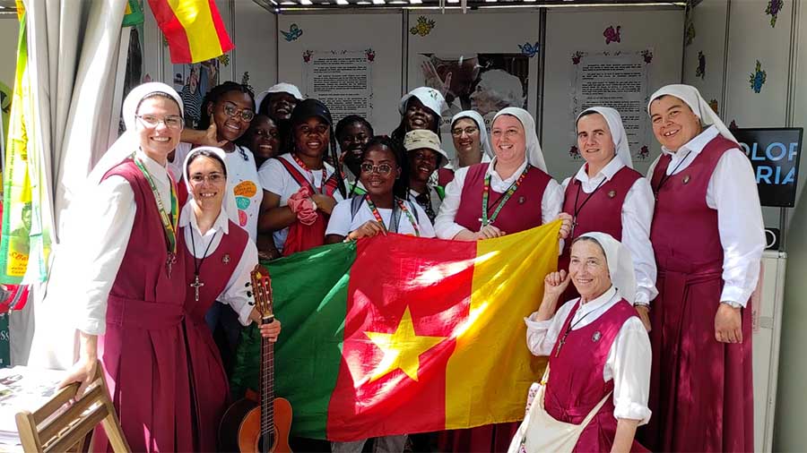 Camerún con las Reparadoras de la Virgen de los Dolores de Prado Nuevo en la JMJ 2023