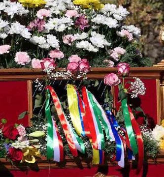 Ofrenda de rosas a la Virgen el Primer sábado de octubre del 2023