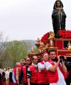 Costaleros del la Virgen Dolorosa en el primer sábado del mes de abril del 2024