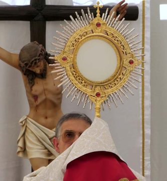 Minutos de Adoración ante el Santísimo en Prado Nuevo julio del 2025