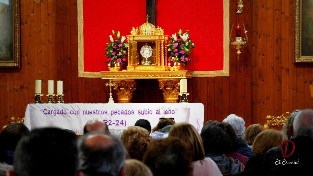 Rezo del Santo Rosario en Prado Nuevo de El escorial en marzo del 2026
